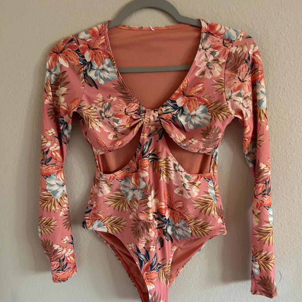 O'Neill Floral Pink Long Sleeve Surfsuit
